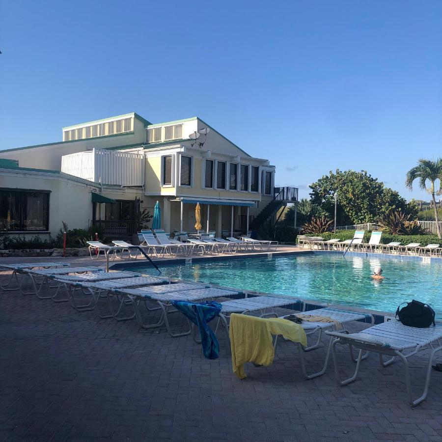 Beach Bungalow At Ocean Village فورت بييرس المظهر الخارجي الصورة